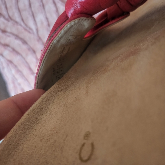 Vionic Women's Red Knotted Slide Sandals - Picture 8 of 8